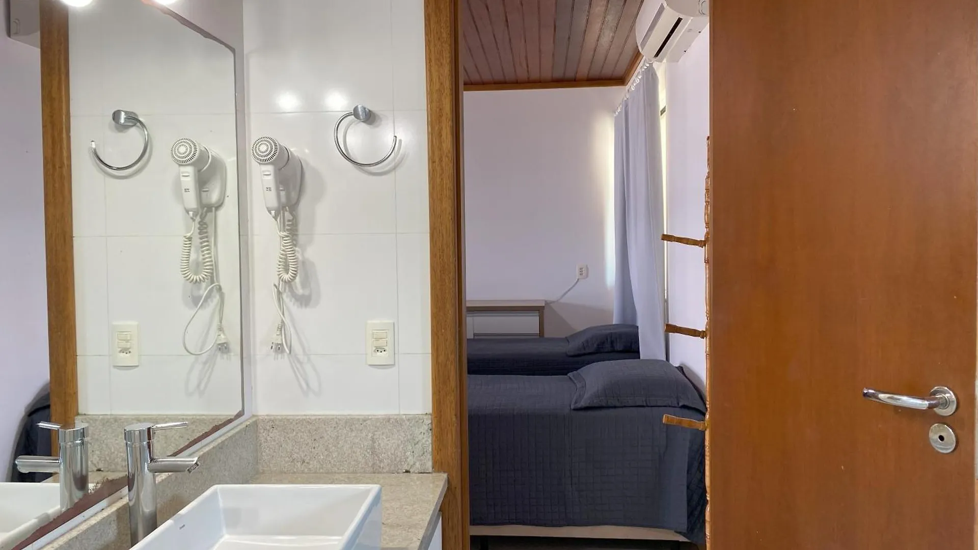 Hibisco Guest House Florianopolis Brazil